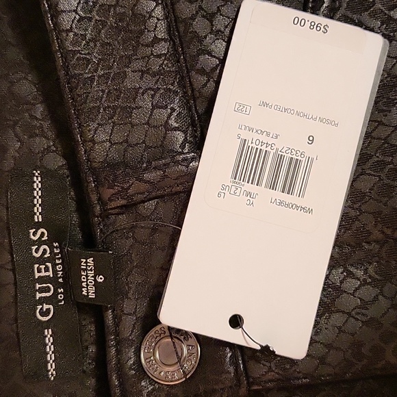 NWT Guess Poison Python Coated Pants - Picture 4 of 6
